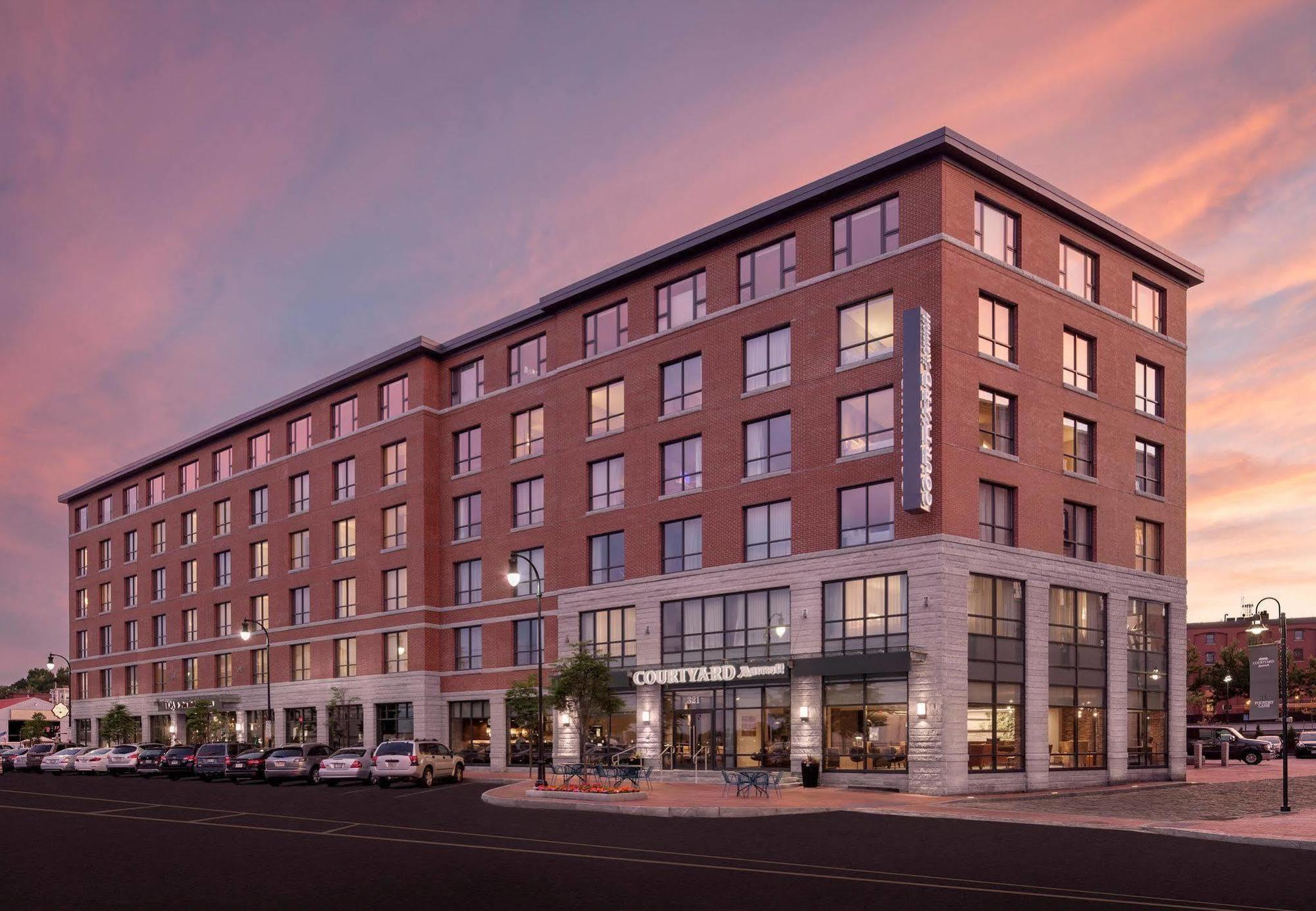 Courtyard By Marriott Portland Downtown/Waterfront Ξενοδοχείο Εξωτερικό φωτογραφία